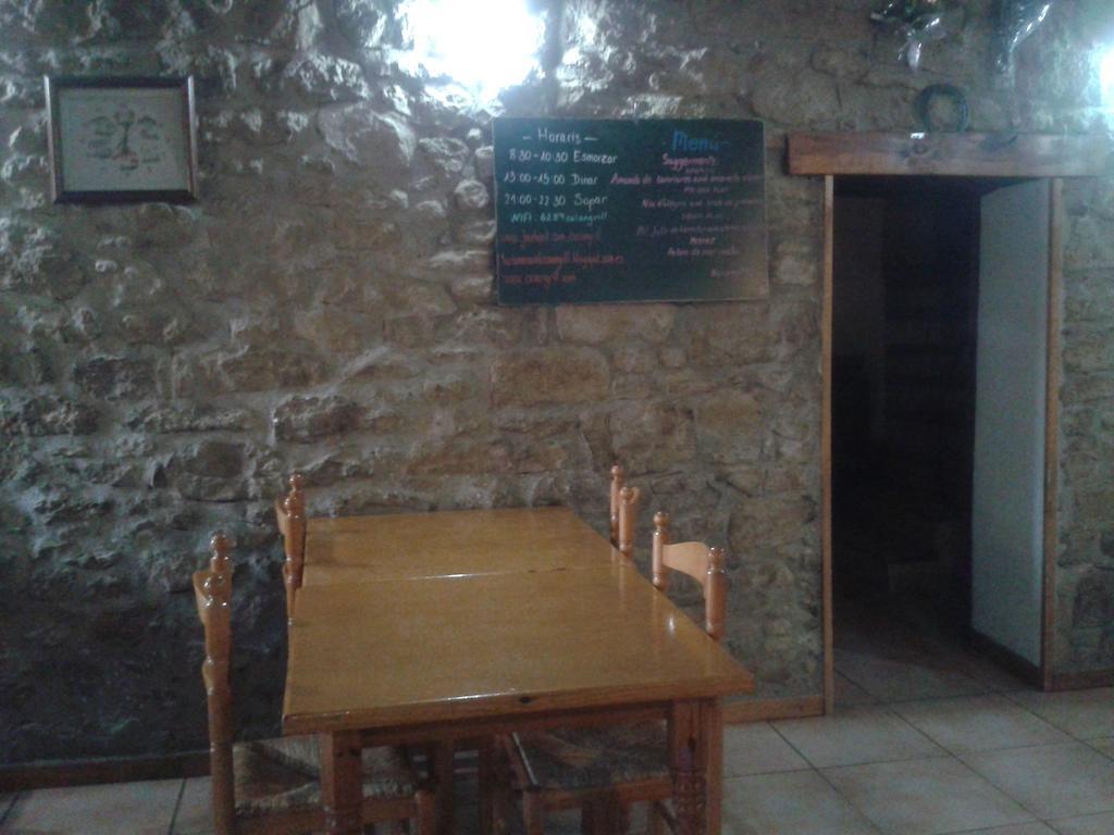 Casa Angrill Pensjonat Lladurs Zewnętrze zdjęcie