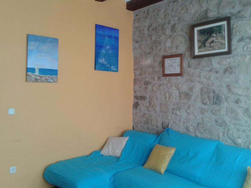 Casa Angrill Pensjonat Lladurs Zewnętrze zdjęcie