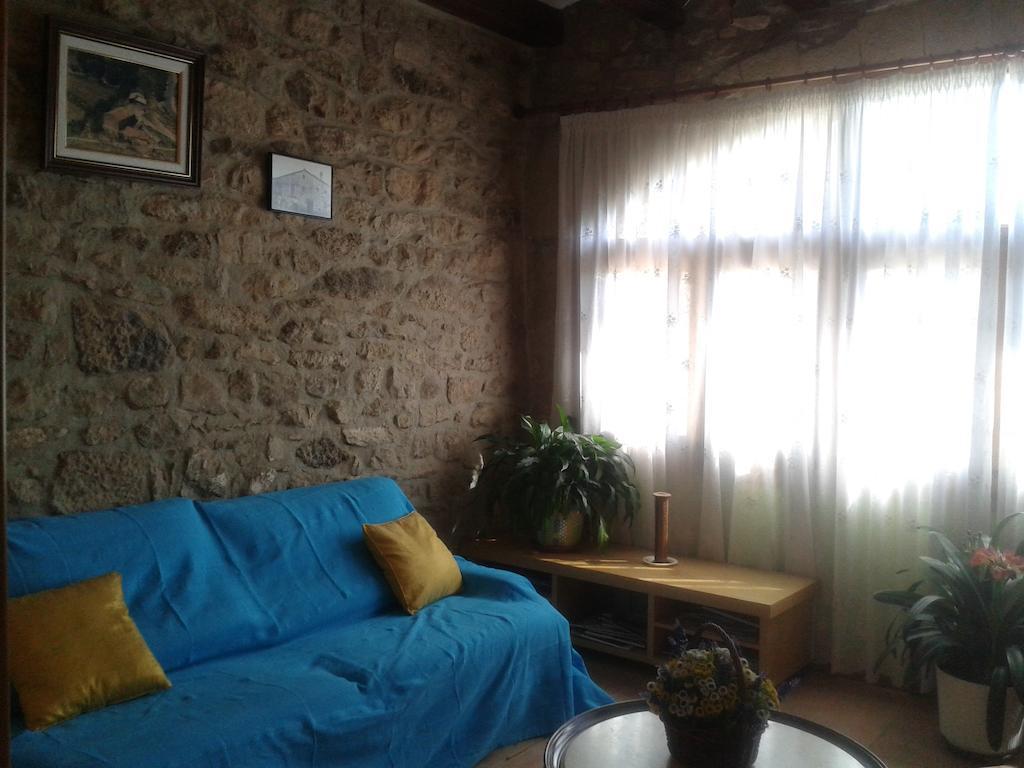 Casa Angrill Pensjonat Lladurs Zewnętrze zdjęcie
